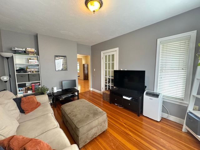 163 Summer St 1, Waltham, MA 02452