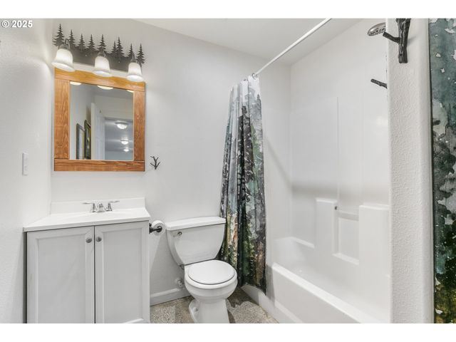 34821 Ne GABLE Ave, La Center, WA 98629