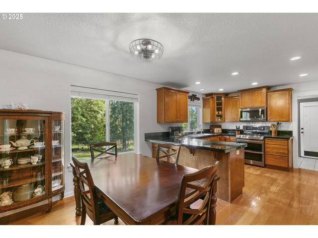 34821 Ne GABLE Ave, La Center, WA 98629