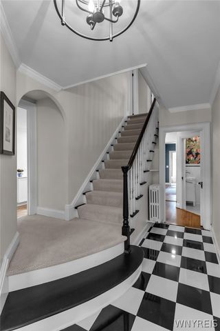 217 Brantwood Road, Amherst, NY 14226