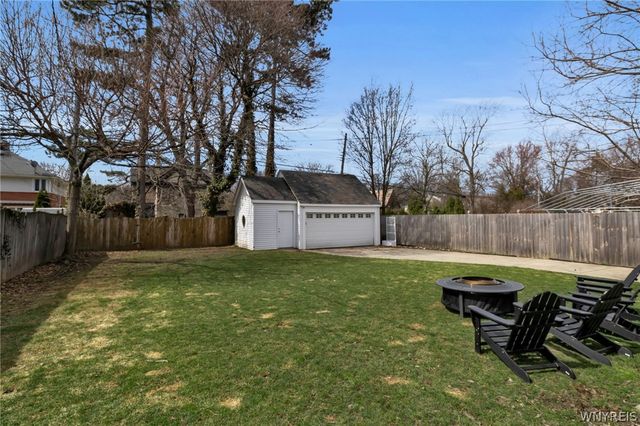 217 Brantwood Road, Amherst, NY 14226