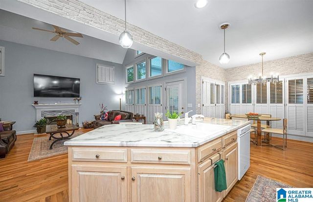 1220 WELLINGTON CIRCLE, Vestavia Hills, AL 35243