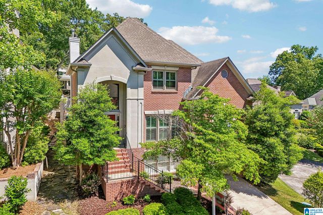 1220 WELLINGTON CIRCLE, Vestavia Hills, AL 35243