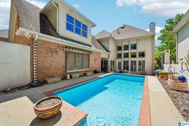 1220 WELLINGTON CIRCLE, Vestavia Hills, AL 35243