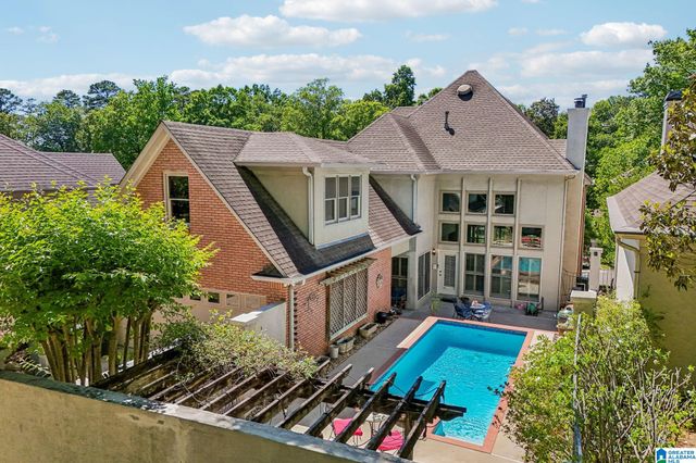 1220 WELLINGTON CIRCLE, Vestavia Hills, AL 35243
