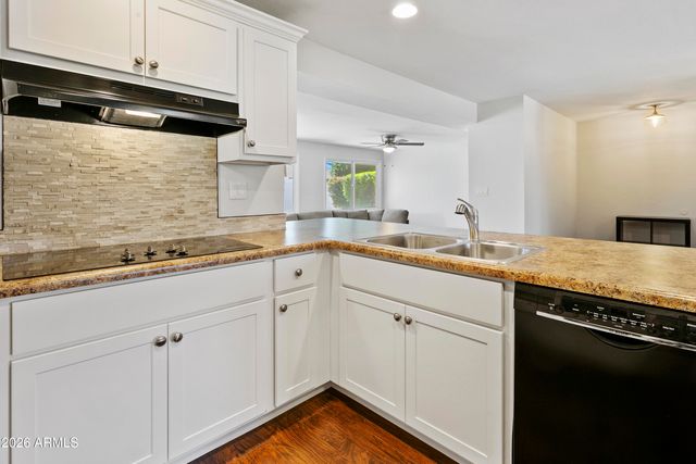 3445 E THUNDERBIRD Road, Phoenix, AZ 85032