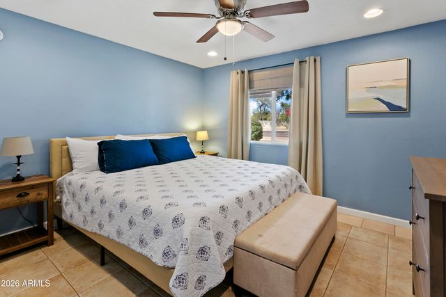 3445 E THUNDERBIRD Road, Phoenix, AZ 85032