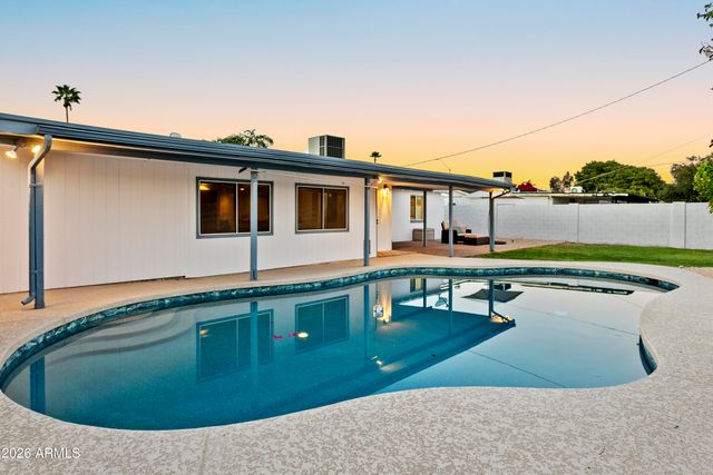 3445 E THUNDERBIRD Road, Phoenix, AZ 85032