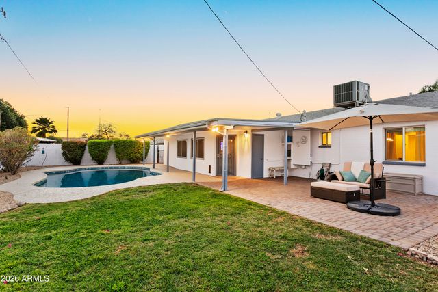 3445 E THUNDERBIRD Road, Phoenix, AZ 85032