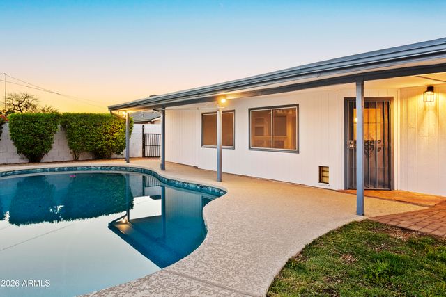 3445 E THUNDERBIRD Road, Phoenix, AZ 85032