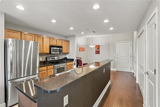 3040 Peachtree Road NW 708, Atlanta, GA 30305