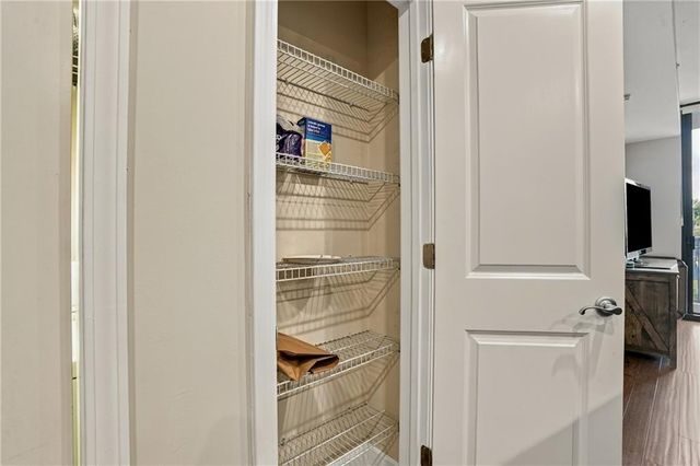3040 Peachtree Road NW 708, Atlanta, GA 30305