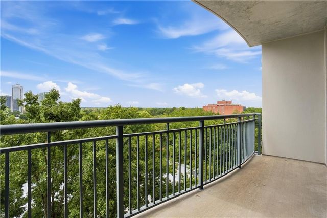 3040 Peachtree Road NW 708, Atlanta, GA 30305