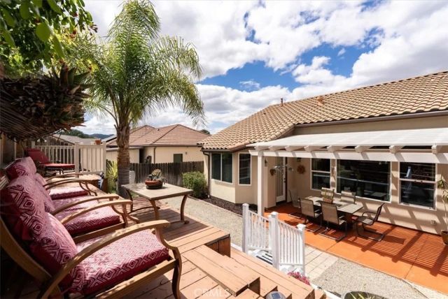 204 Victoria Court, Paso Robles, CA 93446