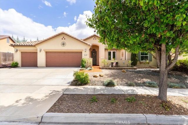 204 Victoria Court, Paso Robles, CA 93446