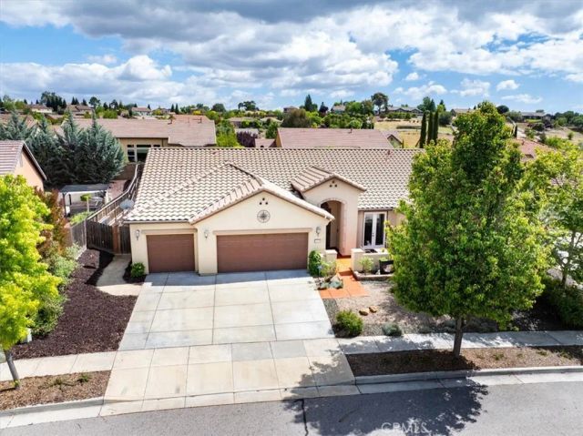 204 Victoria Court, Paso Robles, CA 93446