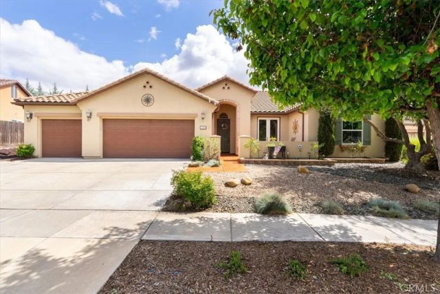 204 Victoria Court, Paso Robles, CA 93446