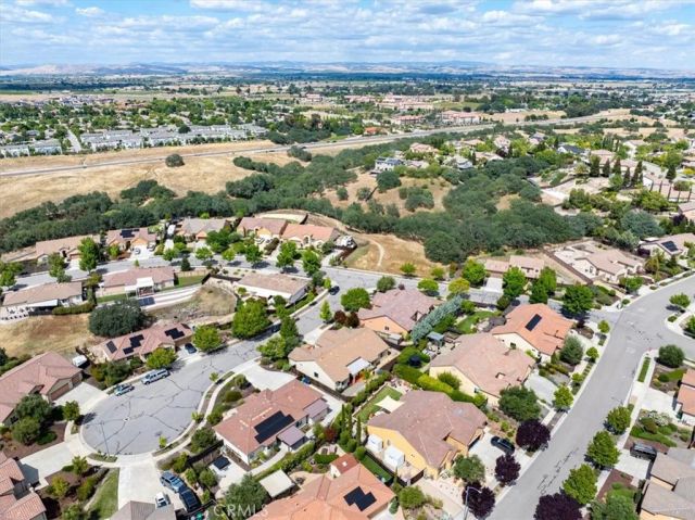 204 Victoria Court, Paso Robles, CA 93446