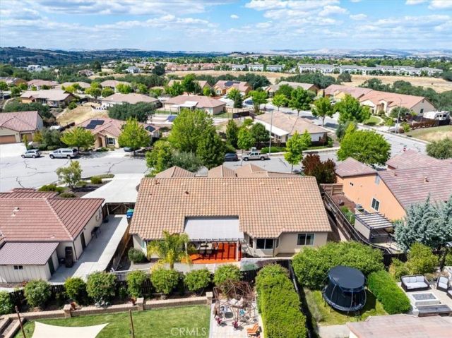 204 Victoria Court, Paso Robles, CA 93446