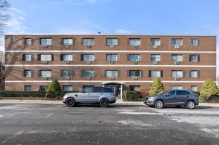 35 Glencoe Street 43, Boston, MA 02134