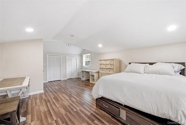 237 Woodlawn Avenue, Saint James, NY 11780