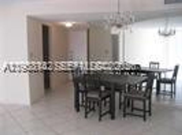 1200 NE Miami Gardens Dr 315W, Miami, FL 33179