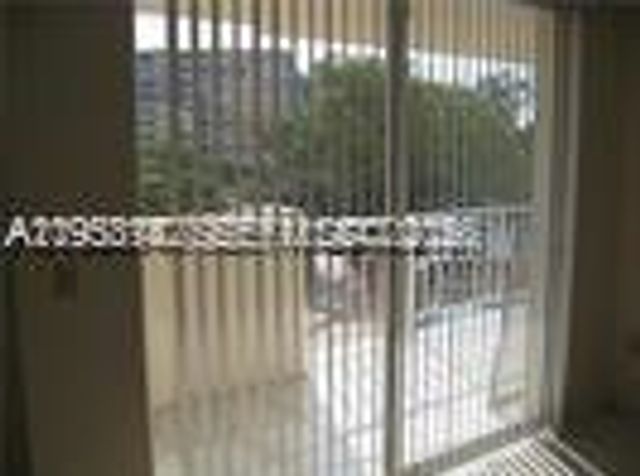 1200 NE Miami Gardens Dr 315W, Miami, FL 33179