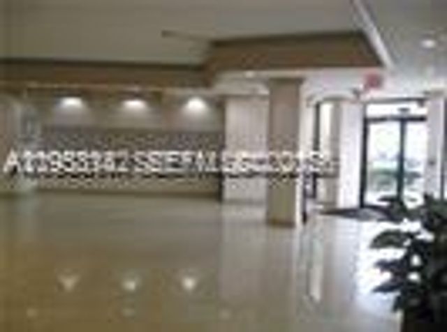 1200 NE Miami Gardens Dr 315W, Miami, FL 33179