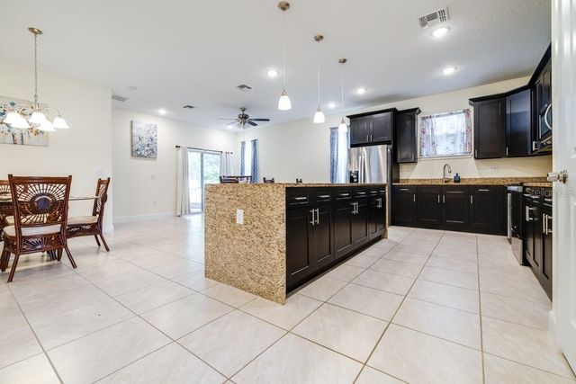 520 NOGALES COURT, Kissimmee, FL 34758