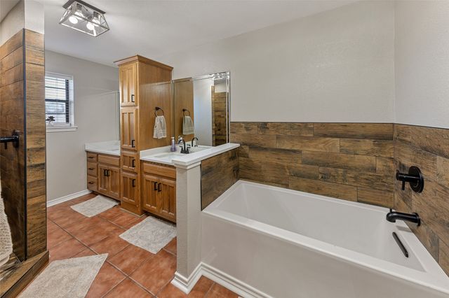 283 County Road 4440, Winnsboro, TX 75494