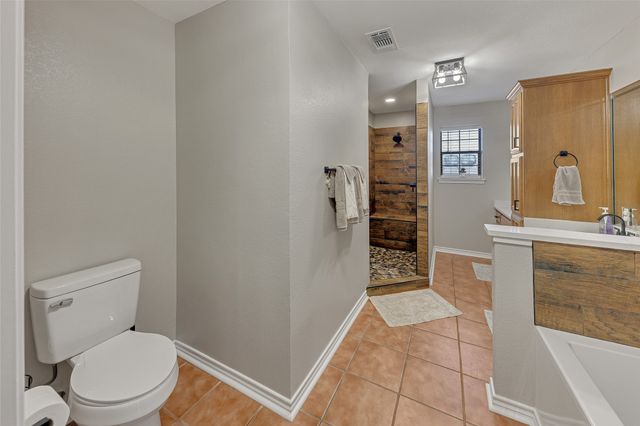 283 County Road 4440, Winnsboro, TX 75494