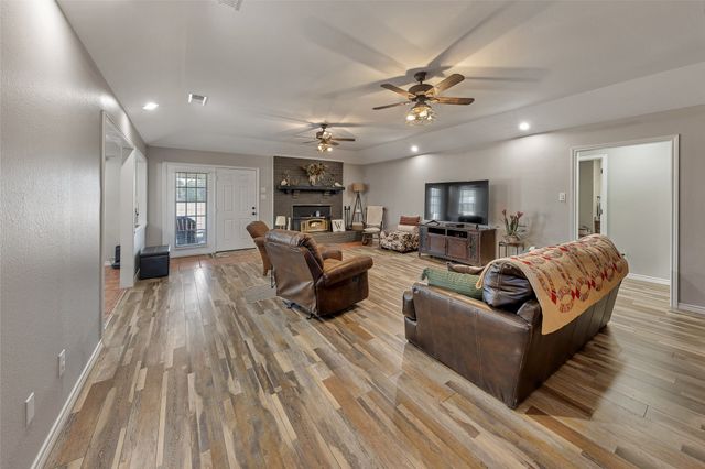 283 County Road 4440, Winnsboro, TX 75494