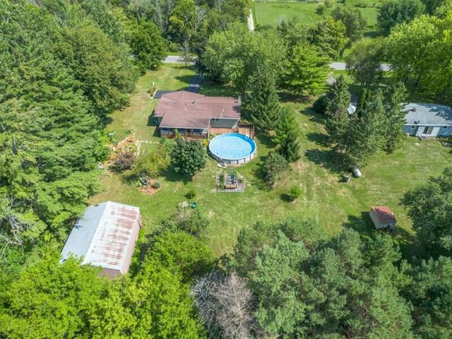 N7403 Switzke ROAD, Watertown, WI 53094