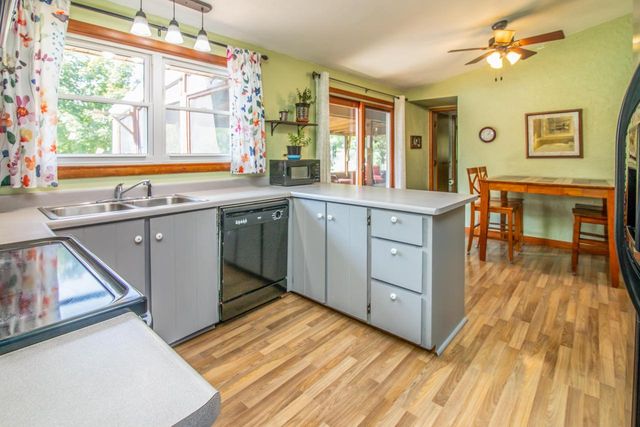 N7403 Switzke ROAD, Watertown, WI 53094