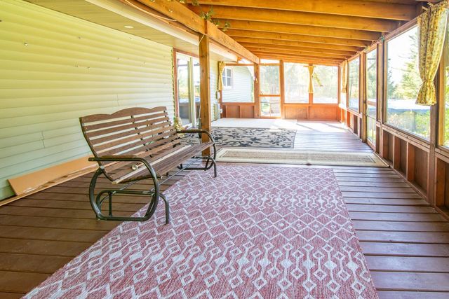 N7403 Switzke ROAD, Watertown, WI 53094