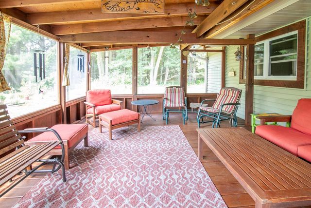 N7403 Switzke ROAD, Watertown, WI 53094