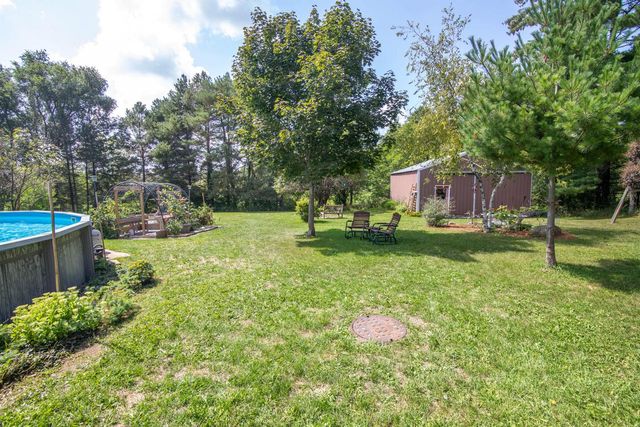 N7403 Switzke ROAD, Watertown, WI 53094