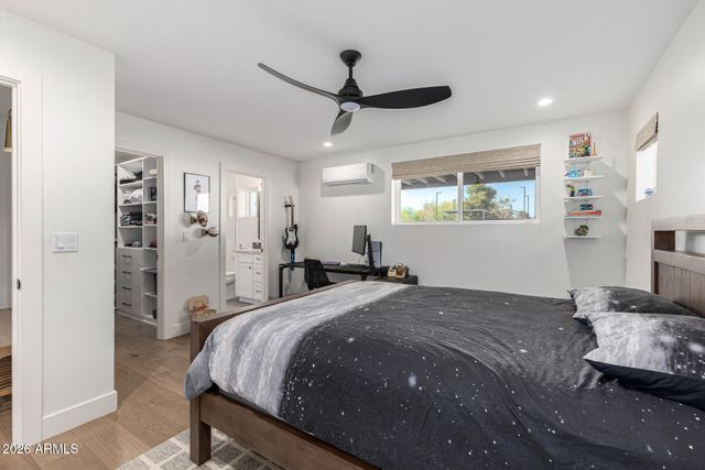 5426 E SWEETWATER Avenue, Scottsdale, AZ 85254