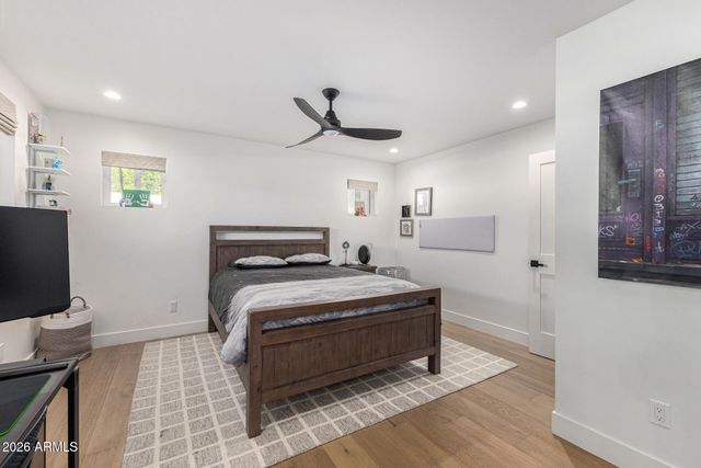 5426 E SWEETWATER Avenue, Scottsdale, AZ 85254