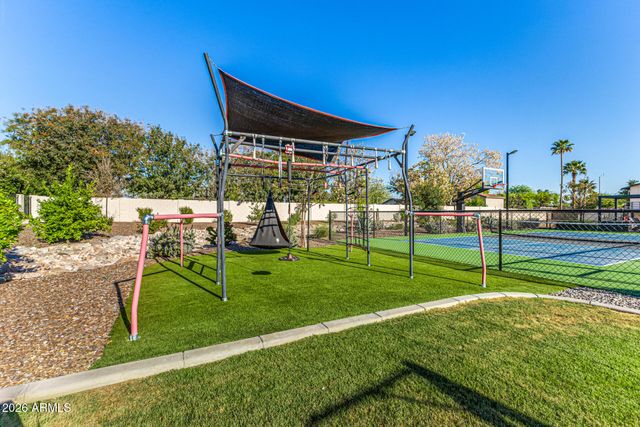 5426 E SWEETWATER Avenue, Scottsdale, AZ 85254