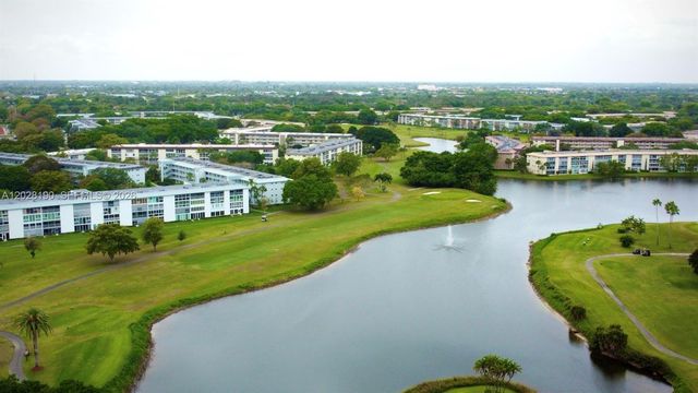 3004 Portofino Isle B2, Coconut Creek, FL 33066