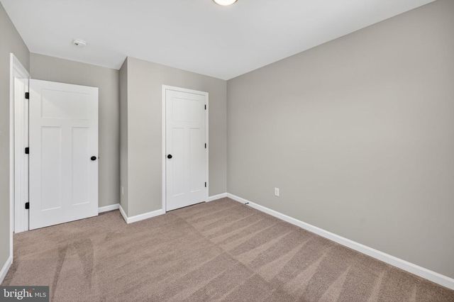 207 S LOUDOUN ST, Strasburg, VA 22657