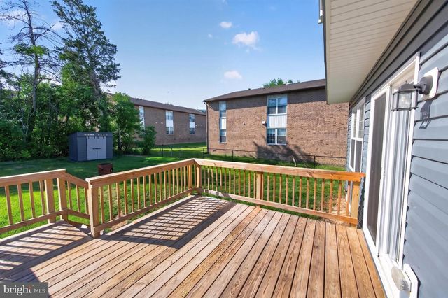 207 S LOUDOUN ST, Strasburg, VA 22657