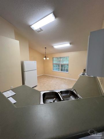 4966 Berkeley Forest Blvd, Gulf Breeze, FL 32563