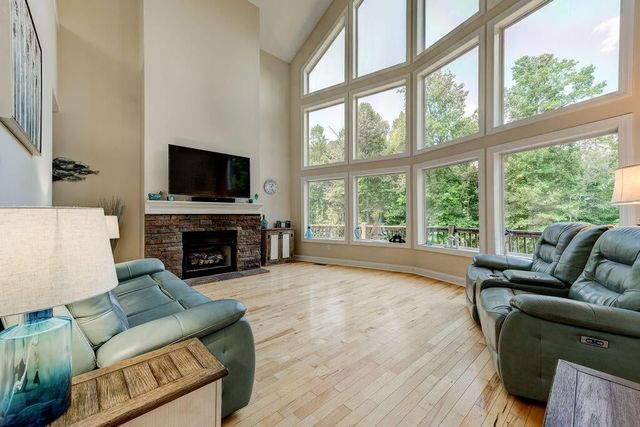 924 Black Bass Rd, Cohutta, GA 30710