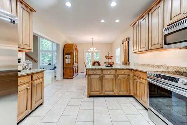 924 Black Bass Rd, Cohutta, GA 30710