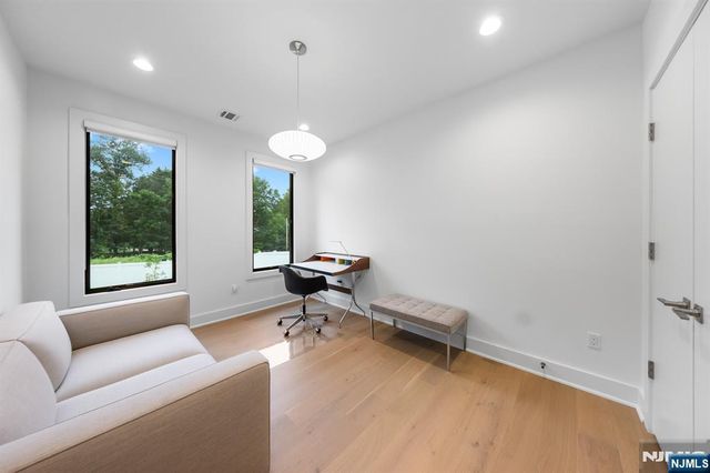 4 Wedgehill Lane, Montvale, NJ 07645