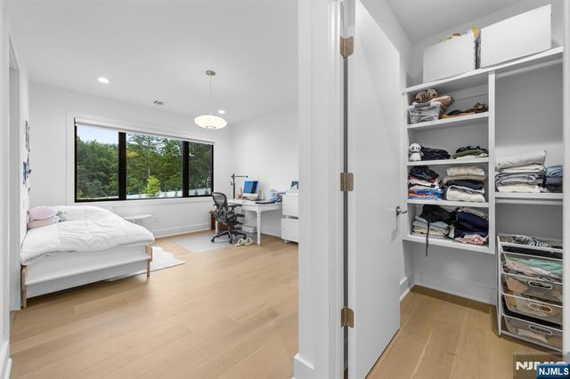 4 Wedgehill Lane, Montvale, NJ 07645