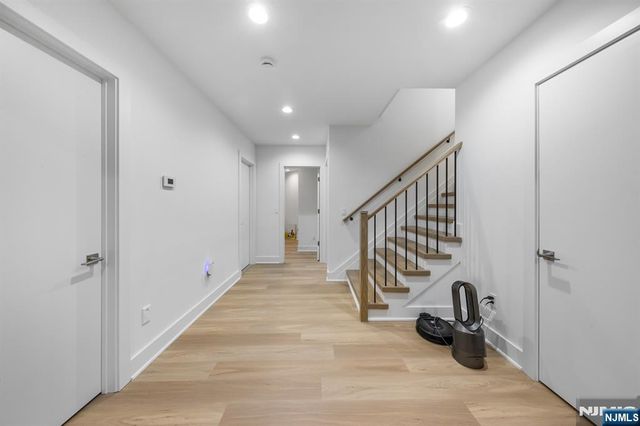 4 Wedgehill Lane, Montvale, NJ 07645