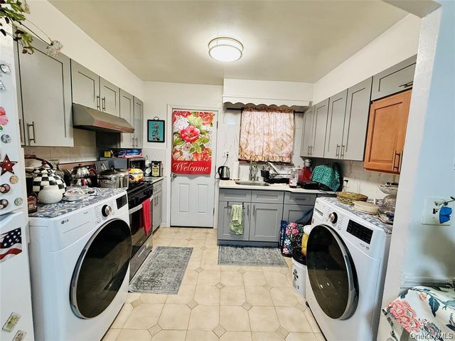 2154 Haight Avenue, Bronx, NY 10461